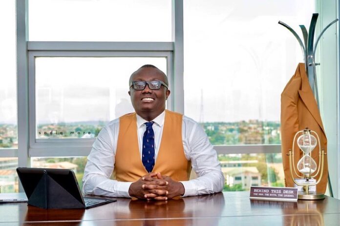 Read more about the article Don’t sing like others; stick to Ghanaian identity – Bola Ray challenges artists